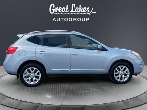 Used 2011 Nissan Rogue SV w/ SL Pkg image 6