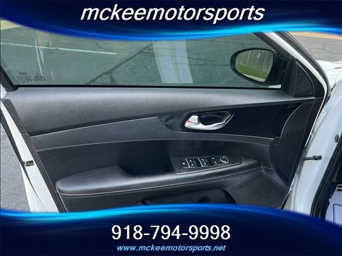 Used 2021 Kia Forte GT FWD image 9