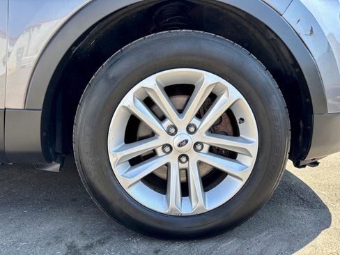Used 2013 Ford Explorer XLT AWD/4WD image 11