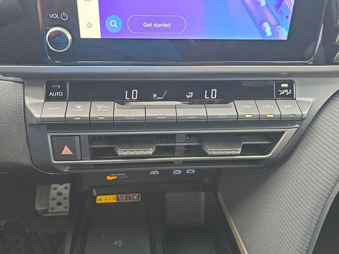 Used 2026 Toyota Camry SE w/ Convenience Package image 24