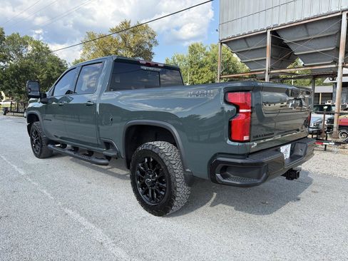 Used 2025 Chevrolet Silverado 2500 LTZ w/ Trail Boss Package AWD/4WD image 3