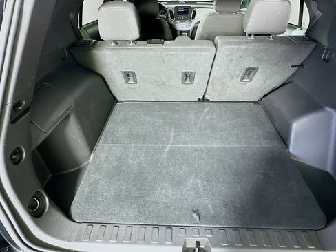 Used 2024 Chevrolet Equinox LT image 27