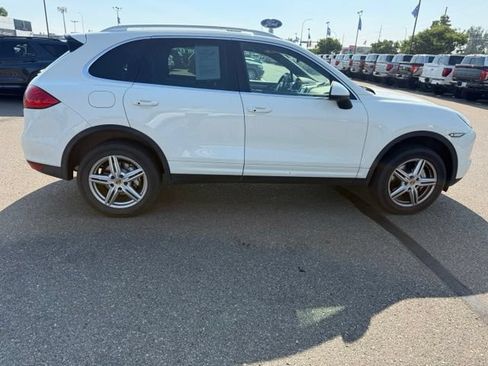 Used 2011 Porsche Cayenne S AWD/4WD image 11