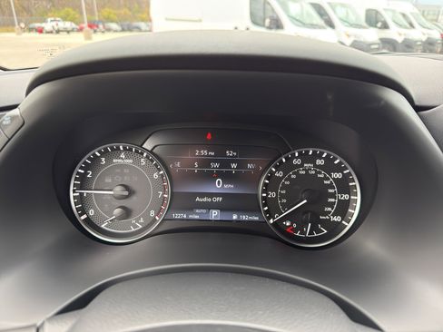 Used 2024 Nissan Armada SV image 17