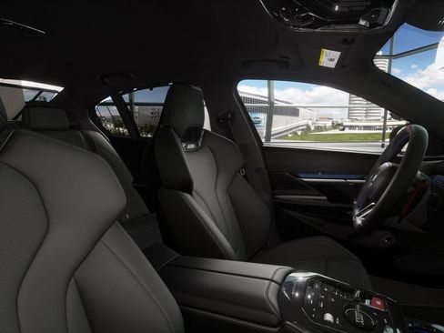 New 2026 BMW M5 w/ Carbon Package image 34