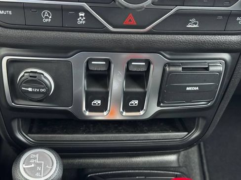New 2026 Jeep Wrangler Sport AWD/4WD image 34