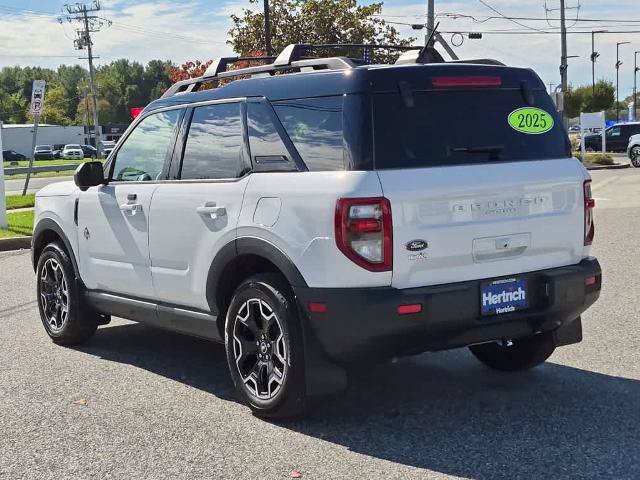 Certified 2025 Ford Bronco Sport Outer Banks w/ Outer Banks Tech Package+ AWD/4WD image 4
