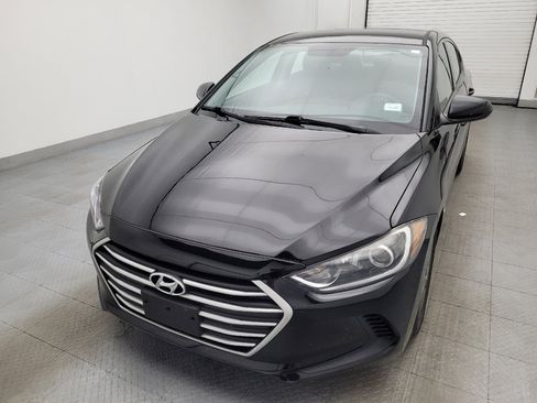 Used 2017 Hyundai Elantra SE image 15