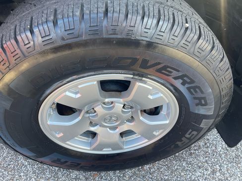 Used 2014 Toyota Tacoma 4x4 Access Cab image 16
