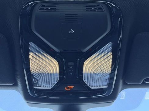 Used 2017 BMW 540i xDrive AWD/4WD image 45