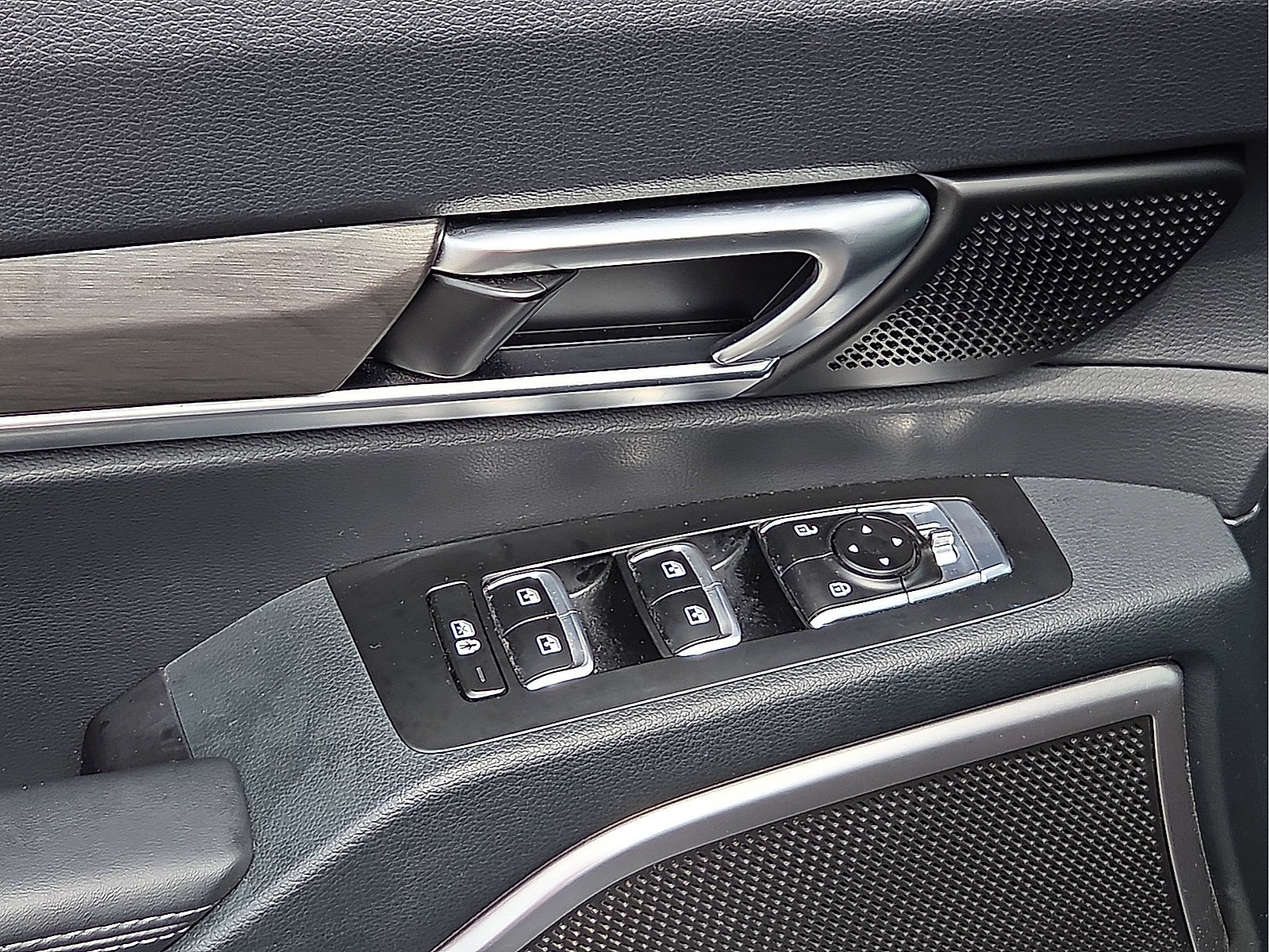 Used 2025 Kia Telluride EX X-Line AWD/4WD image 14