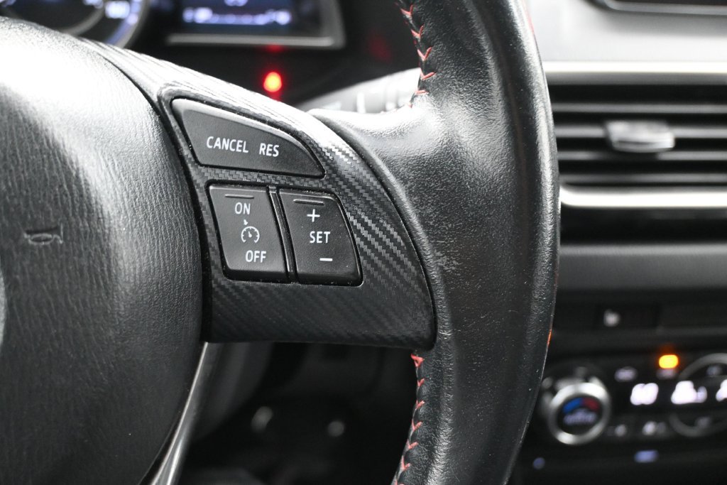 Used 2016 MAZDA MAZDA3 i Grand Touring FWD image 15