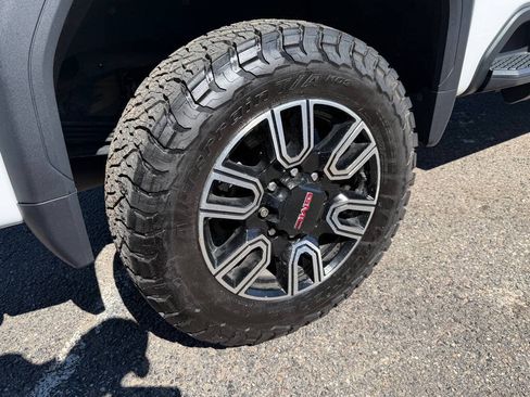 Used 2023 GMC Sierra 2500 AT4 w/ Gooseneck/5TH Wheel Package AWD/4WD image 60