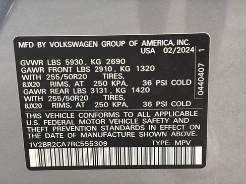 Used 2024 Volkswagen Atlas SEL AWD/4WD image 29