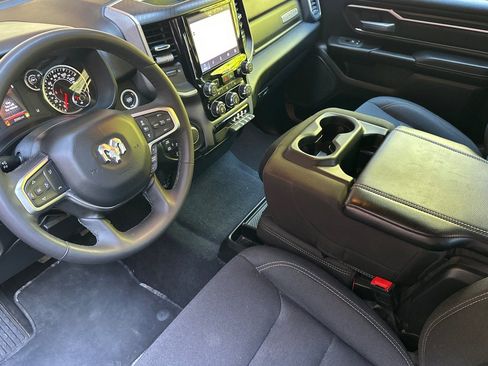 Used 2025 RAM 1500 Big Horn AWD/4WD image 11
