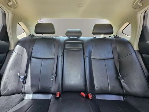 Used 2018 INFINITI Q70 Luxe RWD image 18
