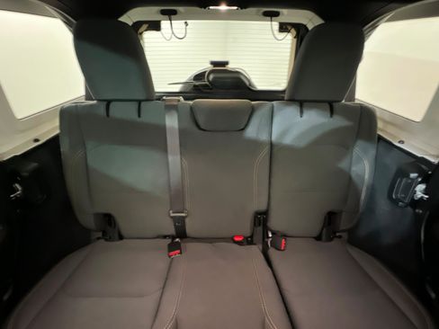 Certified 2025 Jeep Wrangler Sahara image 25