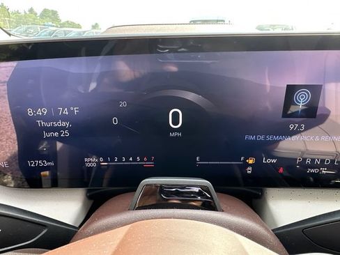 Used 2025 Buick Enclave Avenir w/ Super Cruise Package AWD/4WD image 29