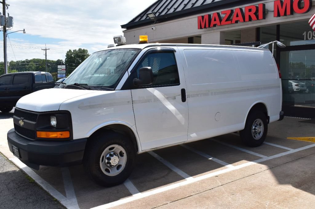 Used 2014 Chevrolet Express 2500 RWD image 8