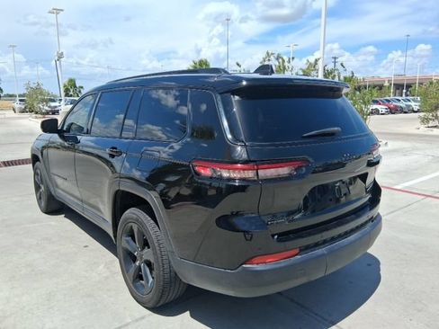 Used 2024 Jeep Grand Cherokee L Altitude AWD/4WD image 4