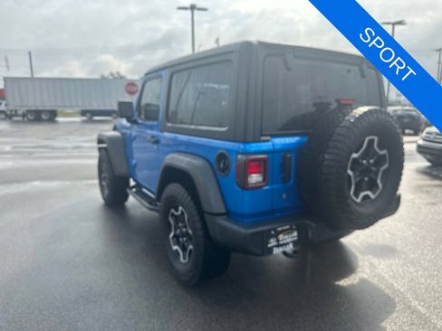 Used 2021 Jeep Wrangler Sport AWD/4WD image 4