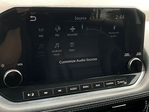 Used 2023 Nissan Rogue SL w/ SL Premium Package image 34