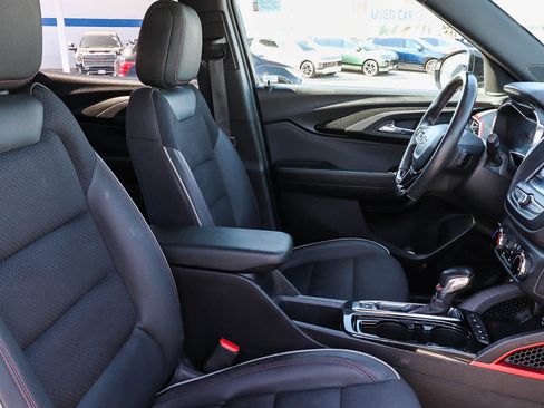 Used 2023 Chevrolet TrailBlazer RS image 21