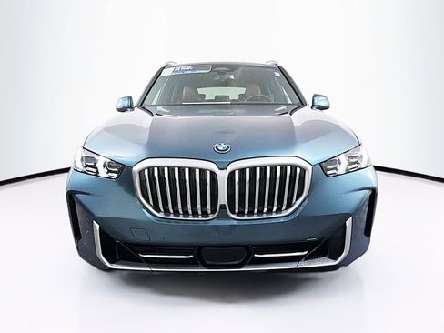 New 2026 BMW X5 xDrive50e w/ Executive Package image 2