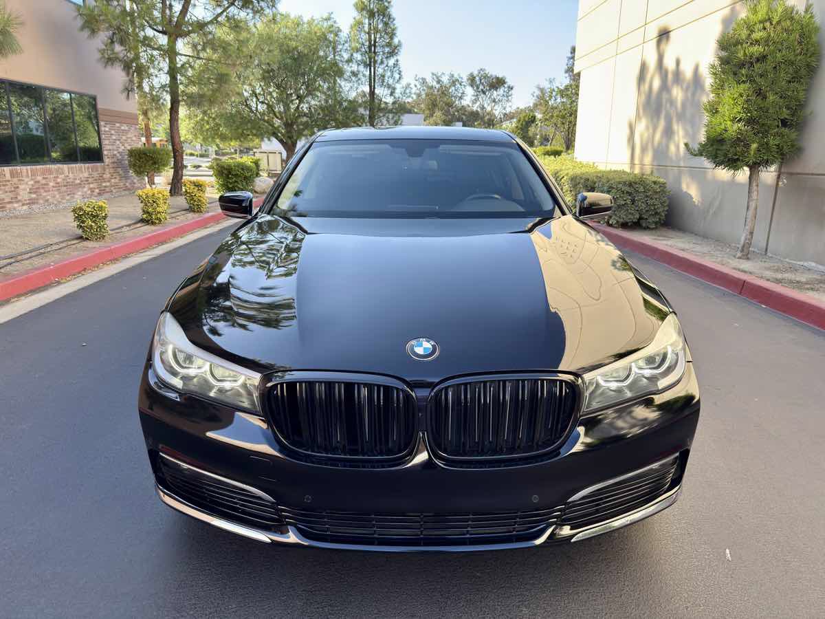 Used 2016 BMW 740i RWD image 6