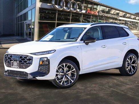 New 2026 Audi Q3 quattro 2.0T image 1