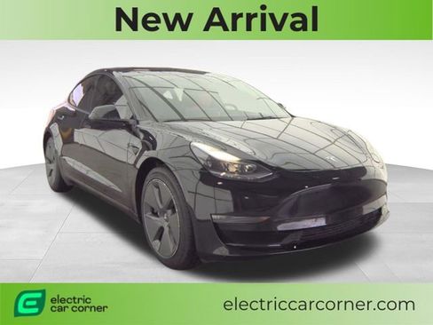 Used 2022 Tesla Model 3 AWD/4WD image 1