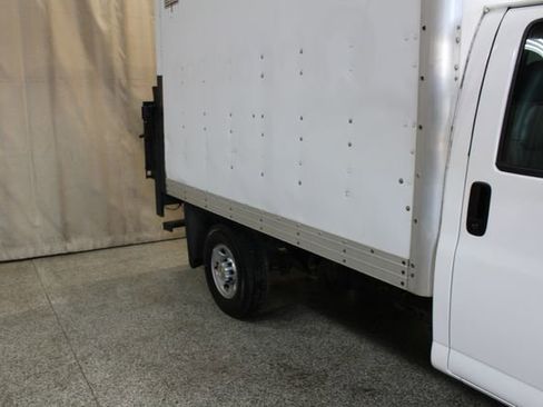 Used 2007 Chevrolet Express 3500 image 16