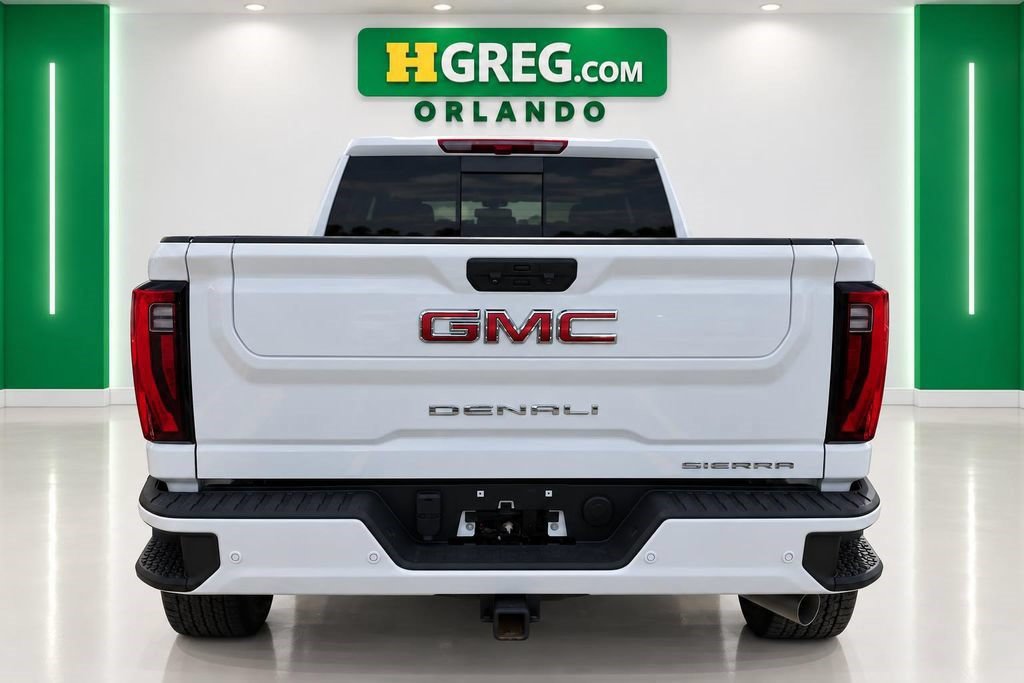 Used 2024 GMC Sierra 2500 Denali AWD/4WD image 8