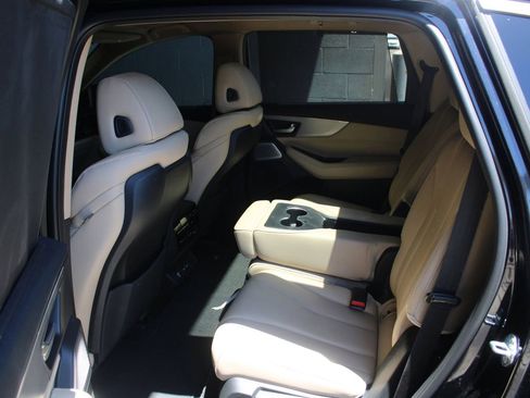 Certified 2025 Acura MDX FWD w/ Technology Package image 10