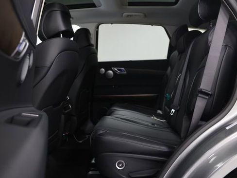 New 2026 Genesis GV80 2.5T Advanced image 32