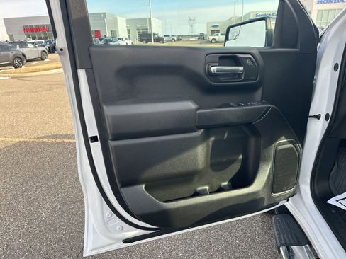 Used 2025 GMC Sierra 1500 Pro w/ Graphite Edition image 16