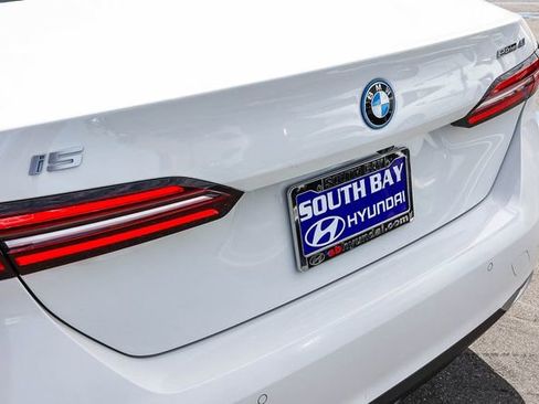 Used 2024 BMW i5 eDrive40i RWD image 7