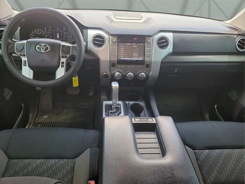 Used 2019 Toyota Tundra SR5 w/ SR5 Upgrade Package AWD/4WD image 9