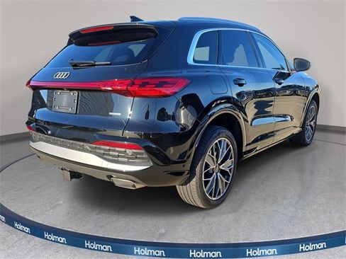 Used 2025 Audi Q5 Premium Plus w/ Premium Plus image 6