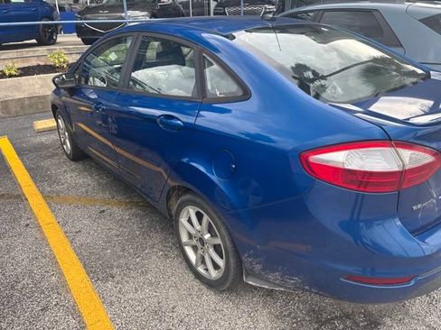 Used 2019 Ford Fiesta SE w/ Equipment Group 201A FWD image 5