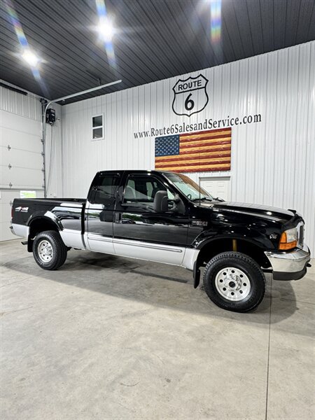 Used 1999 Ford F250 XLT AWD/4WD image 1