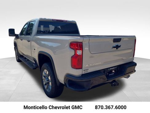 New 2026 Chevrolet Silverado 2500 Custom w/ Custom Value Package AWD/4WD image 5
