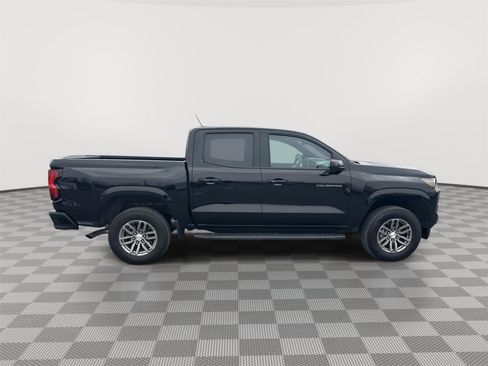 Used 2023 Chevrolet Colorado LT w/ LT Convenience Package II image 2