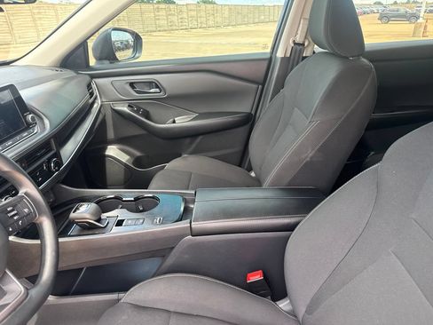 Used 2026 Nissan Rogue S FWD image 42