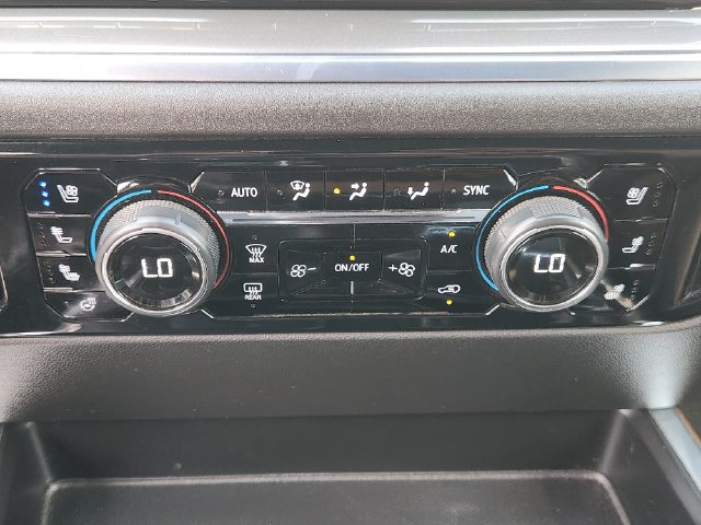 Used 2024 Chevrolet Silverado 1500 High Country AWD/4WD image 21