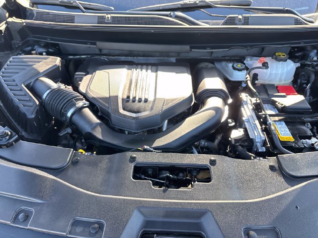 Certified 2024 GMC Acadia Elevation AWD/4WD image 24