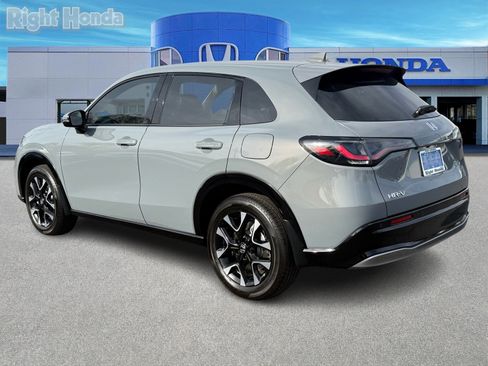 Used 2026 Honda HR-V EX-L image 4