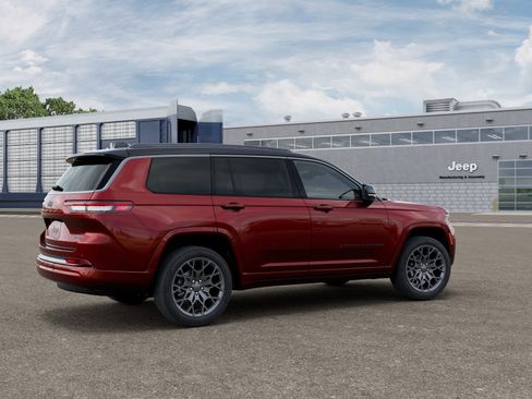 New 2026 Jeep Grand Cherokee L Summit image 2