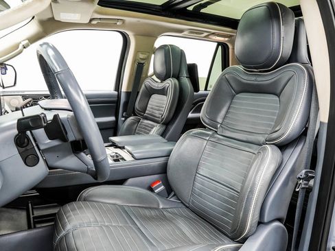 Used 2020 Lincoln Navigator L Black Label w/ Cargo Convenience Package image 39