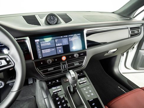 New 2026 Porsche Macan Turbo AWD/4WD image 13